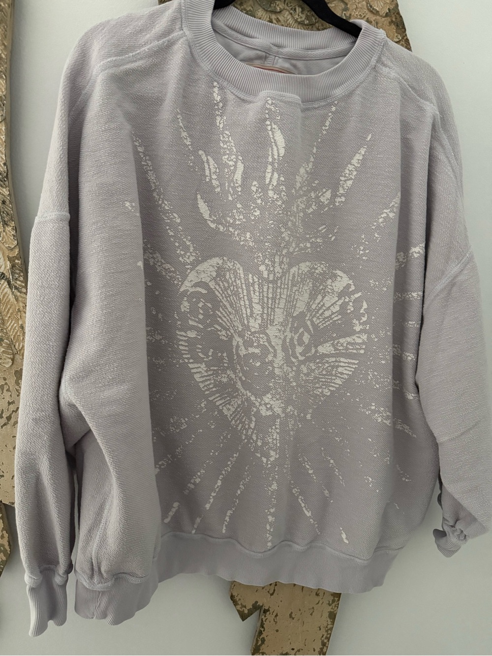 We The Free Juliet Graphic heart pale lilac Pullover - Picture 2 of 6